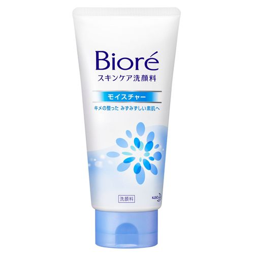 Kao Biore โฟมล้างหน้าบำรุงผิวเรียบเนียน 130g